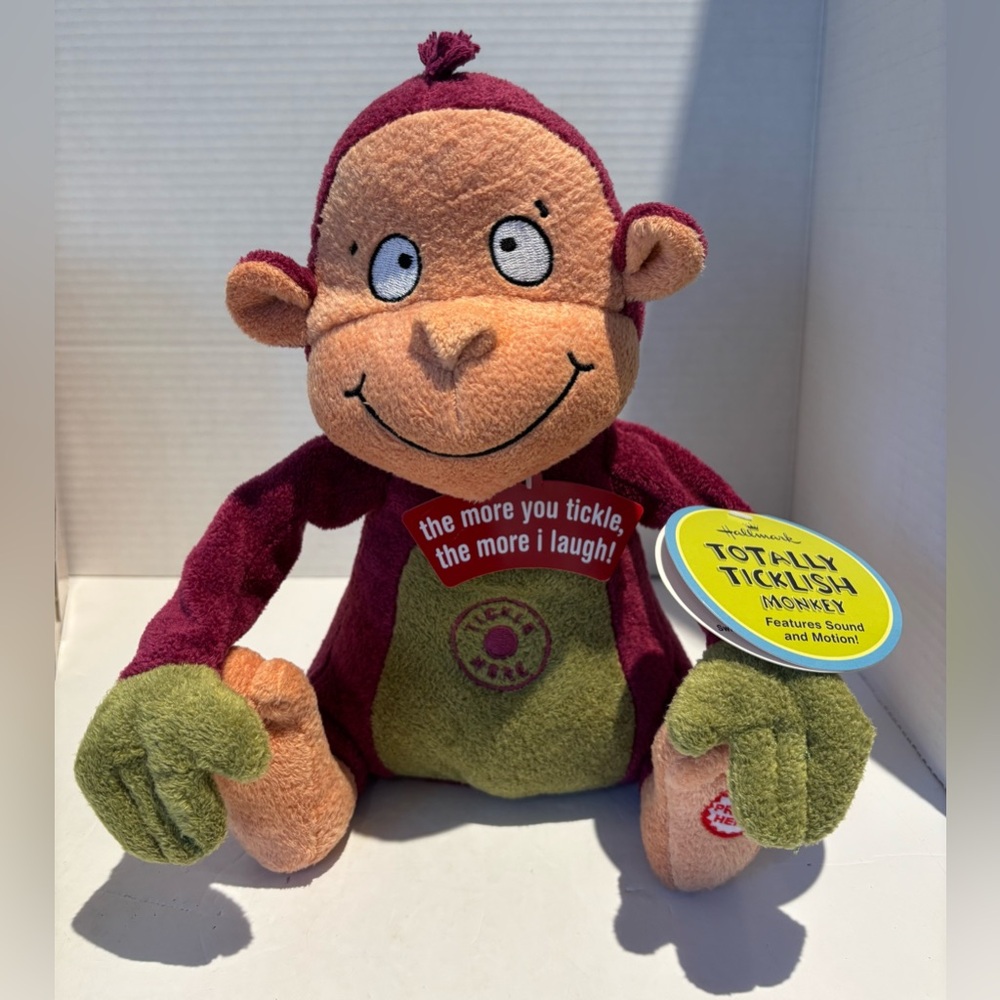 New w/ Tags Hallmark 2012 TOTALLY TICKLISH MONKEY~Sings/Laughs/Moves Plush